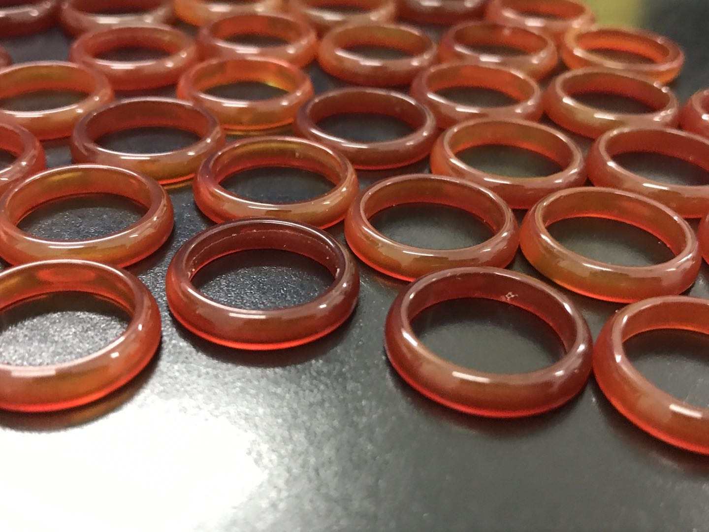 BEAUTIFUL NATURAL HAND MADE RED AGATE WINDING CHECK SIZE 6.5MM THRU 13MM