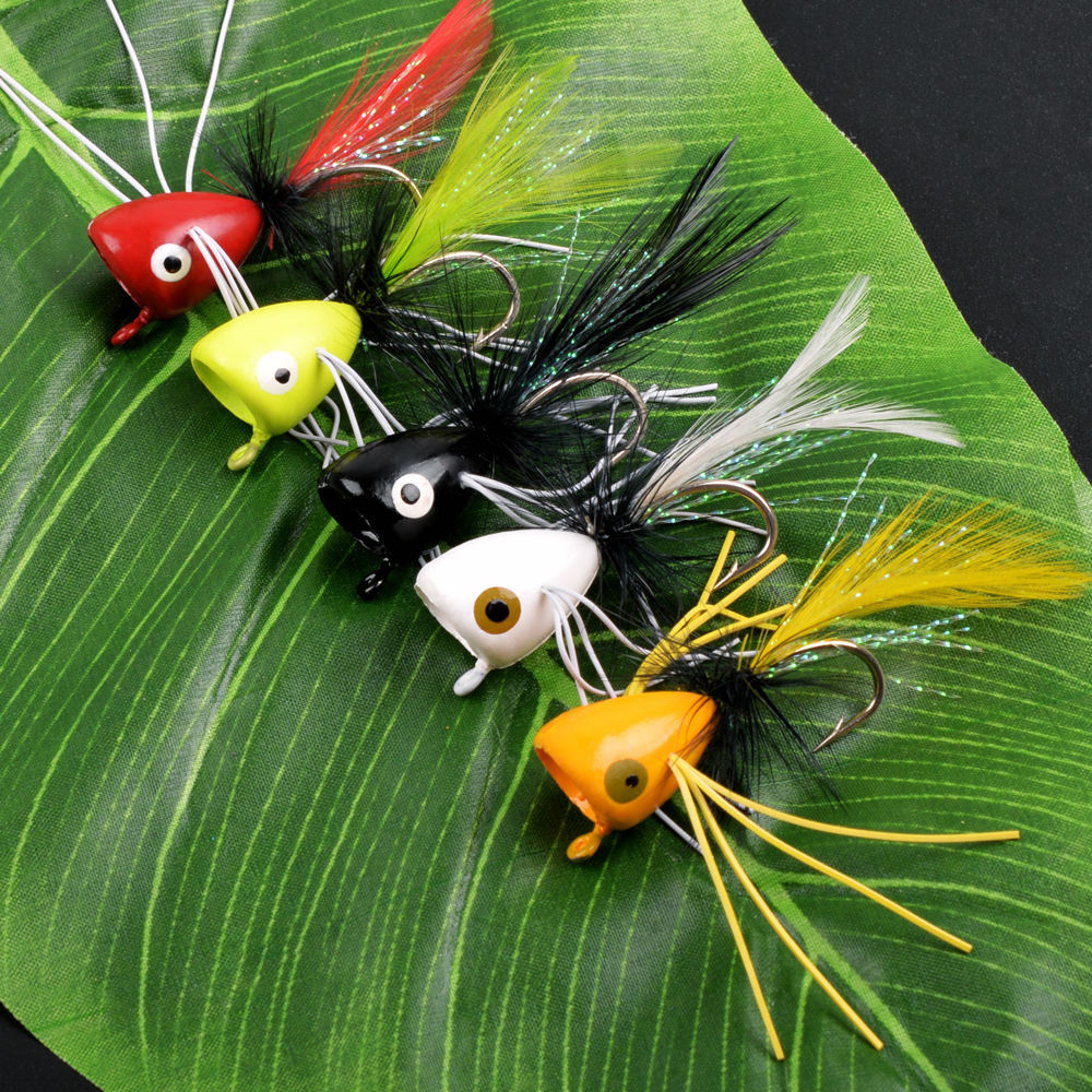 FIVE (5) TOP WATER BASS POPPERS