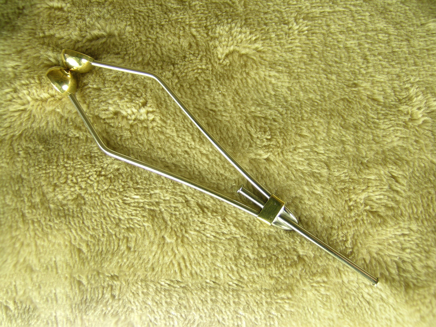 COLLAR BOBBIN HOLDER 4" (005)