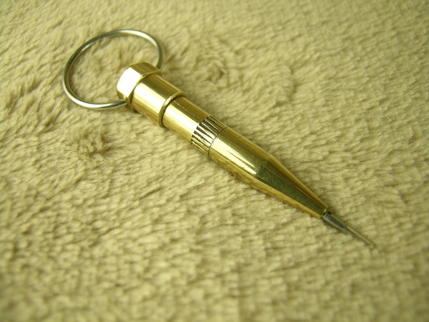SPRING BODKIN 2 1/2" (030)