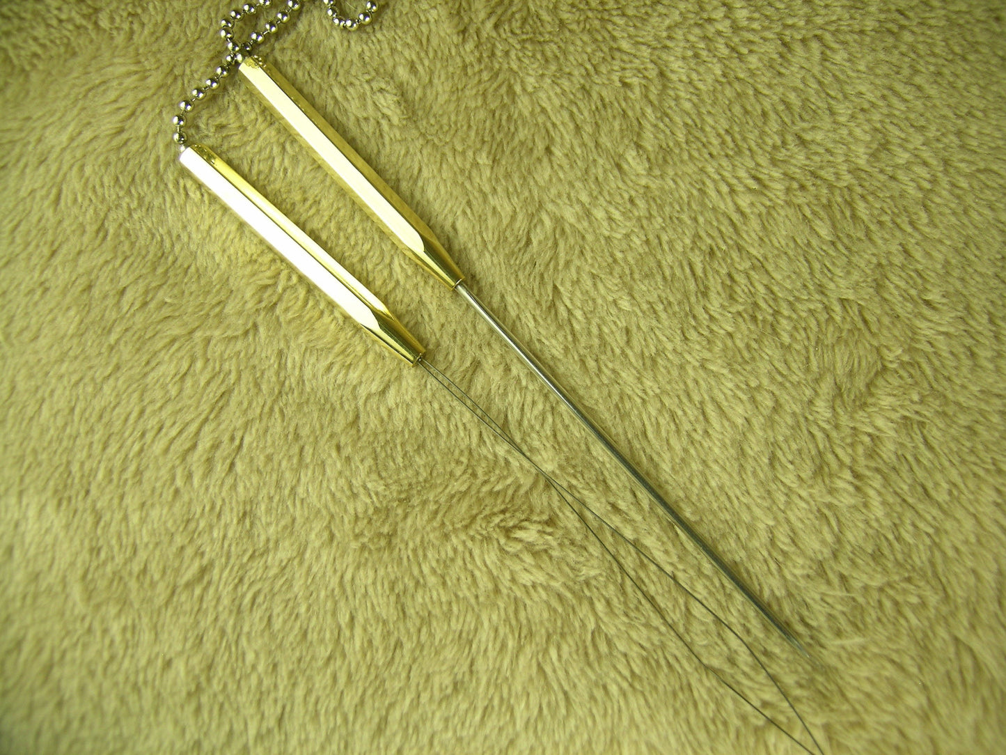 THREADER BODKIN BALL CHAIN 4 3/4" (001)