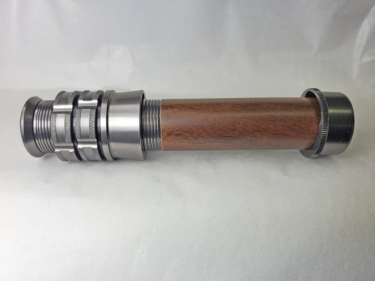 SKELETON REEL SEAT MATT GREY FOR LARGE FLY ROD WITH A WALNUT SPACER UL13C