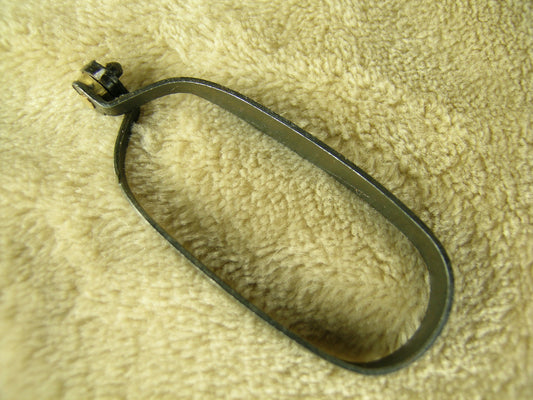 NON SKID HACKLE PLIERS  2 1/4" (021)